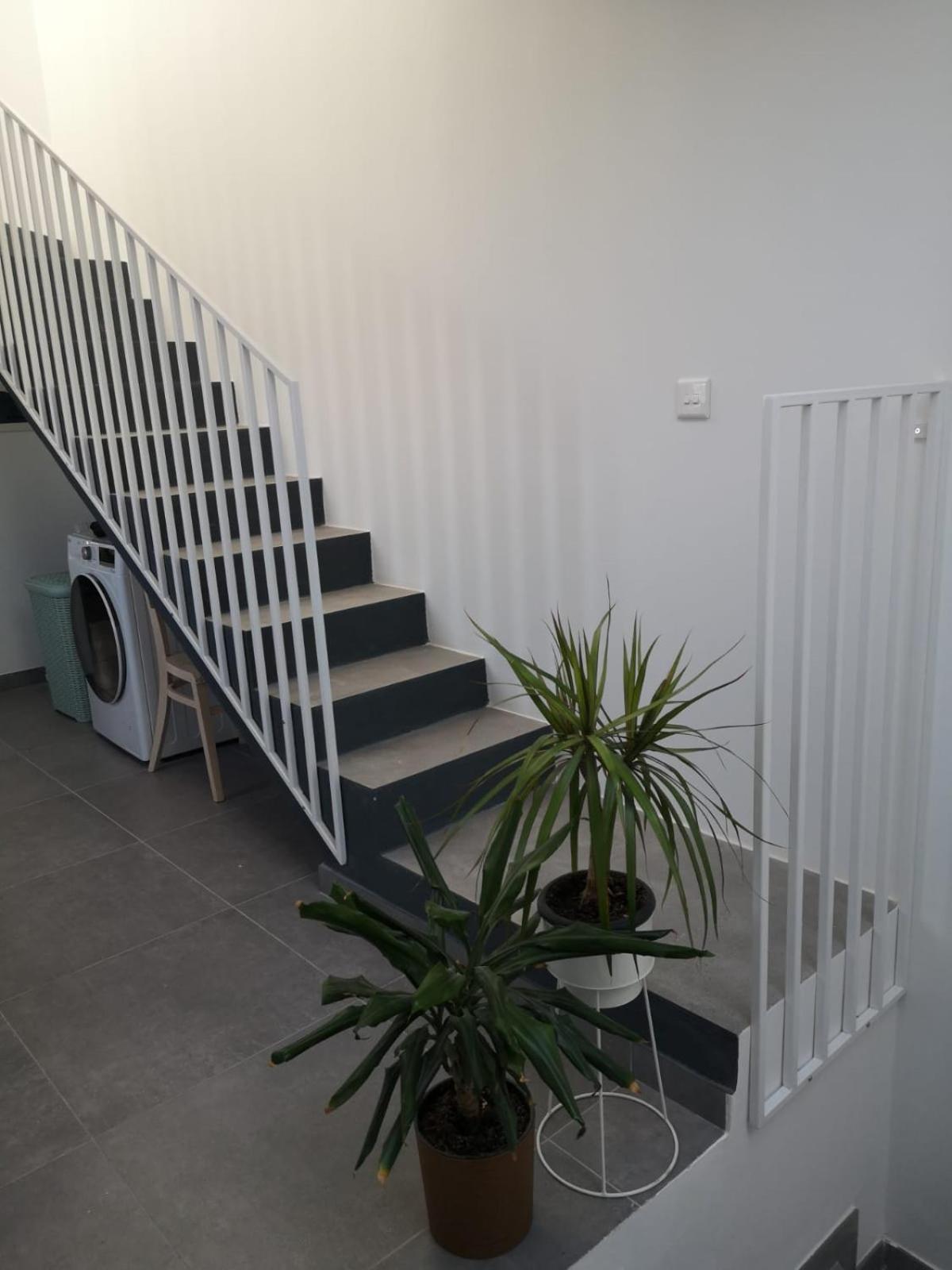 Apartament Minimal & Arty Townhouse Hamrun Zewnętrze zdjęcie